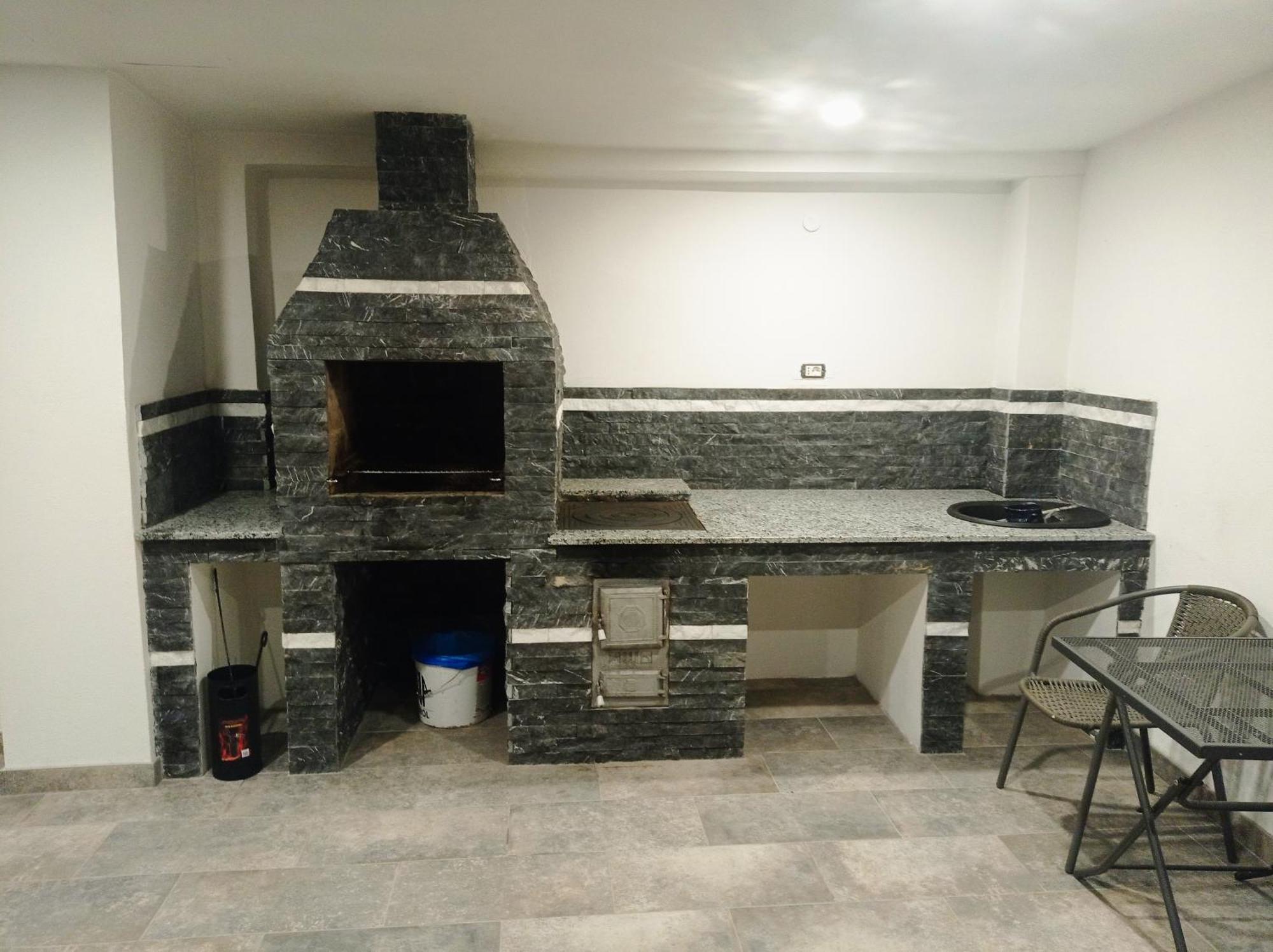 مبيت وإفطار بايلي أونو ماي Casa Leahu المظهر الخارجي الصورة